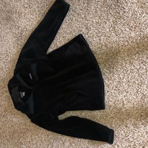 Size medium black Patagonia pullover